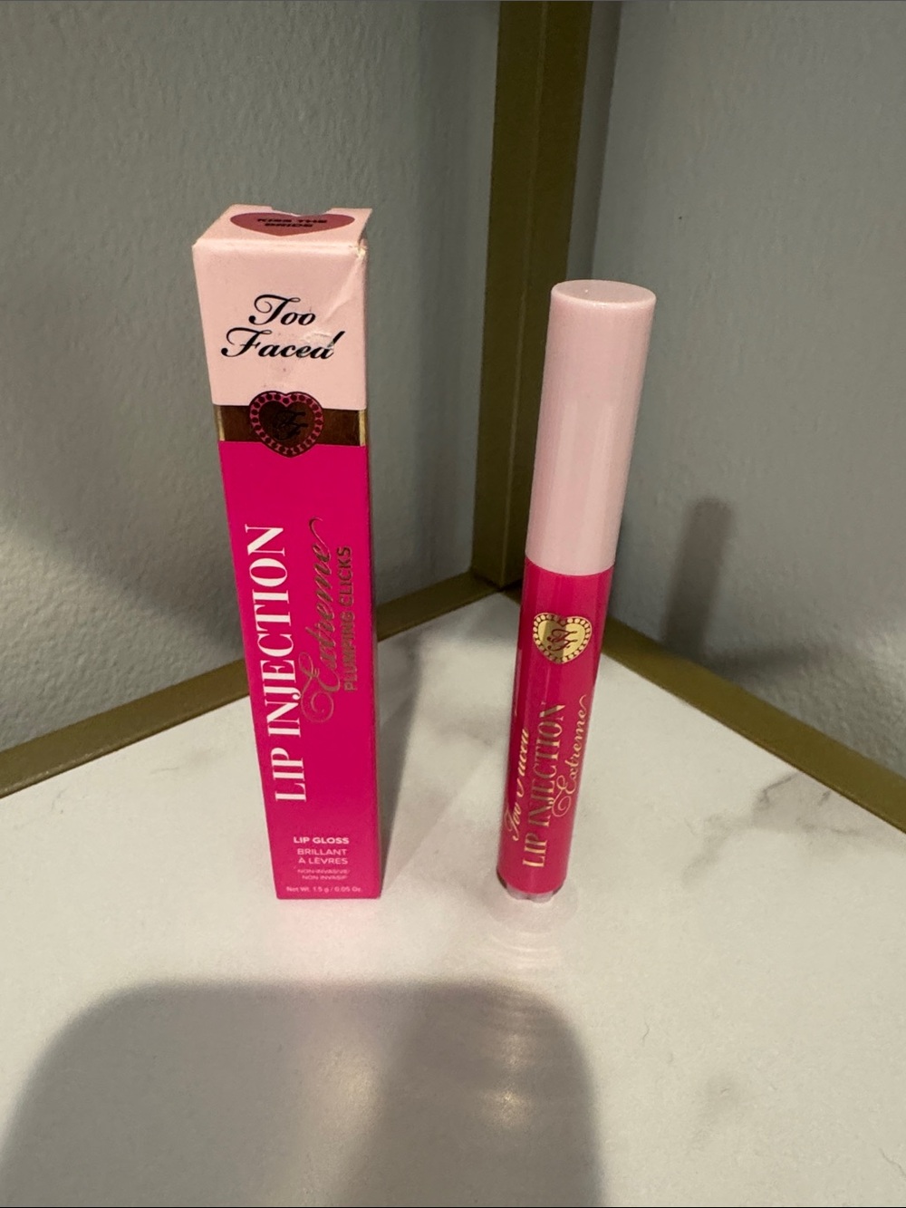 Too Faced Lip Injection Extreme Plumping Clicks